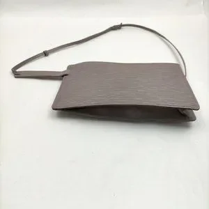 Louis Vuitton PEPPER EPI ROCHELLE BELT BAG Louis Vuitton Pepper Epi Leather Rochelle Belt Bag | Yoogi main image 3